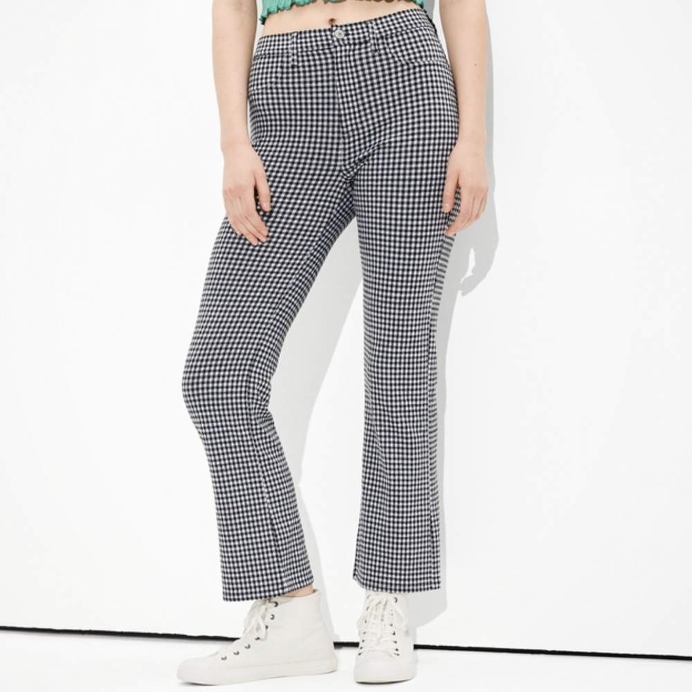AMERICAN EAGLE SUPER HIGH-WAISTED SKINNY KICK CROP PANT